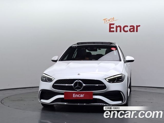 Mercedes-Benz C-Class 2025 — фото 3