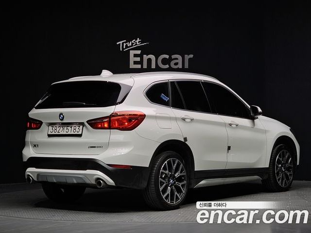 BMW X1 2022 — фото 2