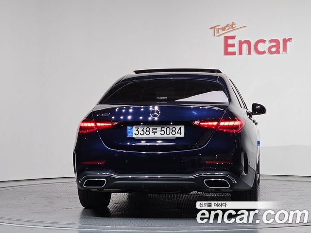 Mercedes-Benz C-Class 2022 — фото 4