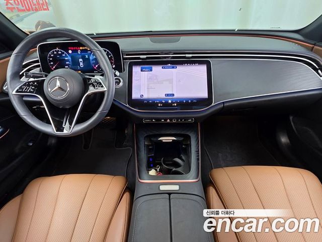 Mercedes-Benz E-Class 2025 — фото 10