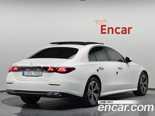 Mercedes-Benz E-Class 2025 — фото 2