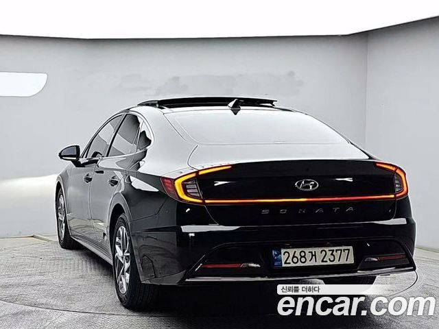 Hyundai Sonata 2022 — фото 2