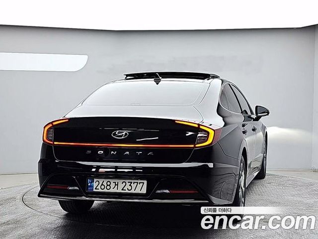 Hyundai Sonata 2022 — фото 4