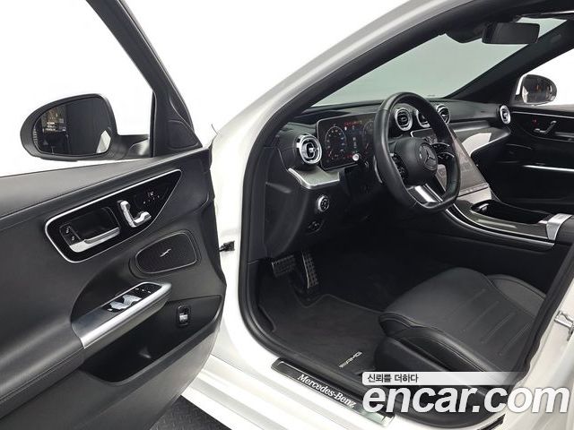 Mercedes-Benz C-Class 2023 — фото 10