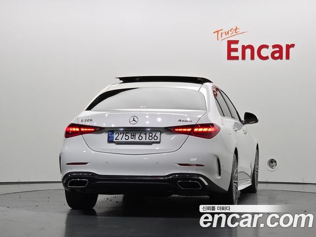 Mercedes-Benz C-Class 2023 — фото 4