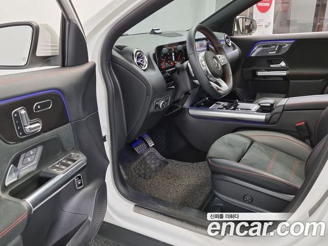 Mercedes-Benz GLA 2023 — фото 8