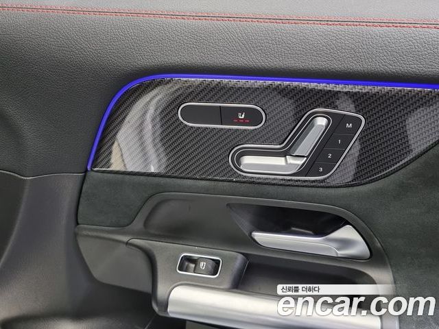 Mercedes-Benz GLA 2023 — фото 9