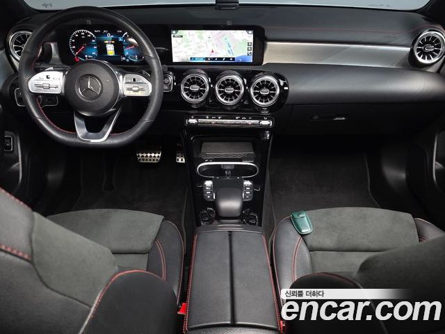 Mercedes-Benz CLA 2023 — фото 10
