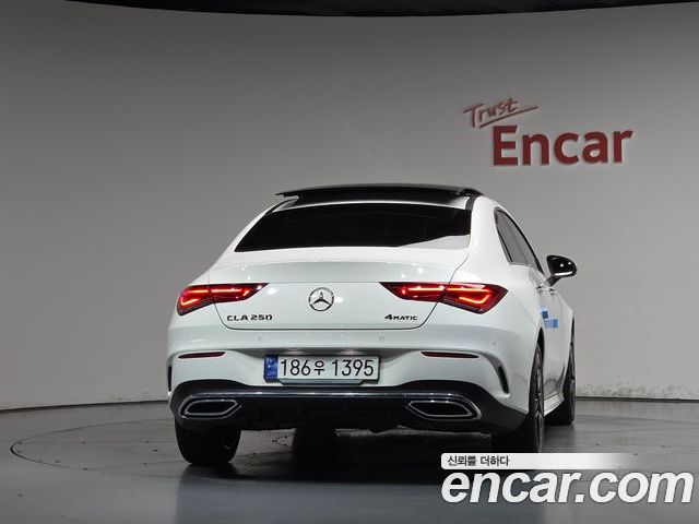 Mercedes-Benz CLA 2023 — фото 4