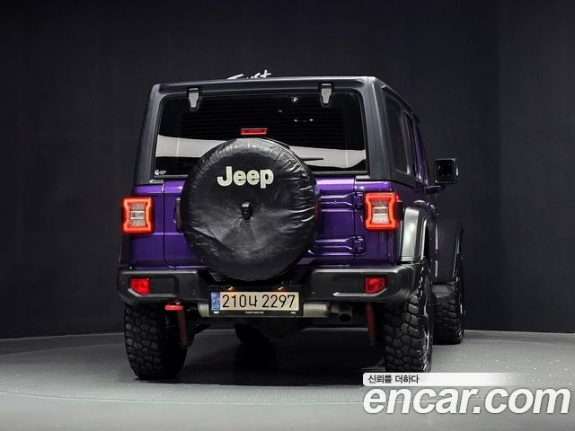 Jeep Wrangler 2023 — фото 4