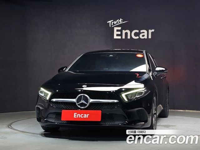 Mercedes-Benz A-Class 2022 — фото 3