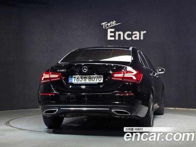 Mercedes-Benz A-Class 2022 — фото 4