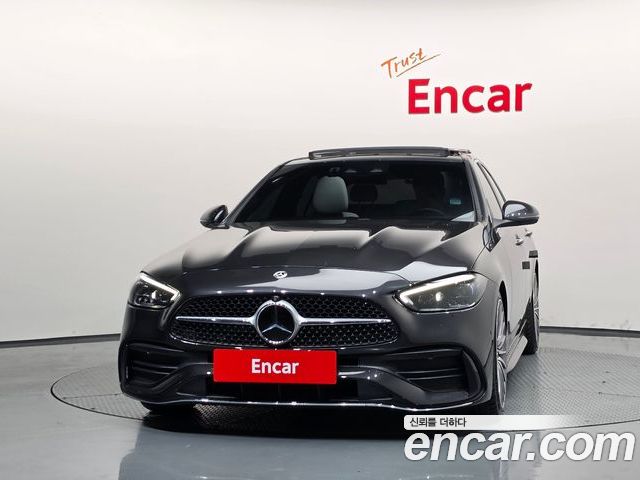 Mercedes-Benz C-Class 2023 — фото 3