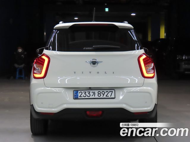 SsangYong Tivoli 2023 — фото 3