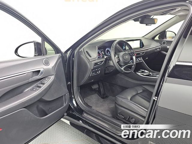 Hyundai Sonata 2023 — фото 10