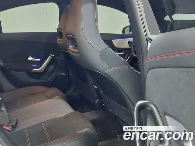 Mercedes-Benz CLA 2025 — фото 10