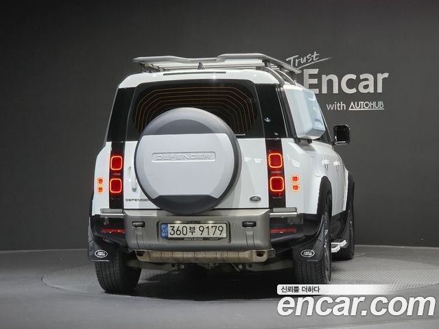 Land Rover Defender 2022 — фото 4