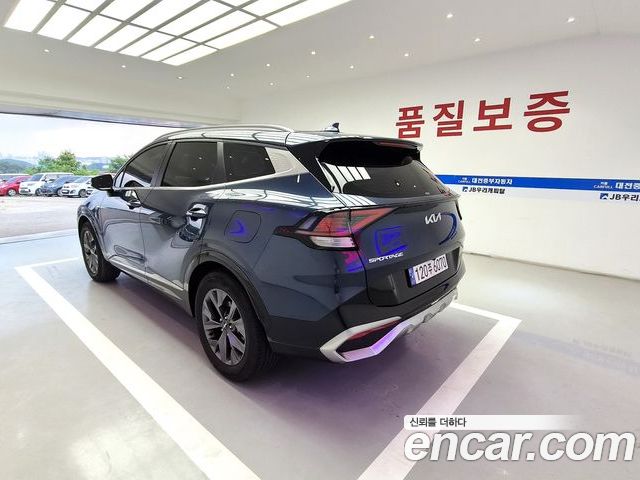 Kia Sportage 2023 — фото 4