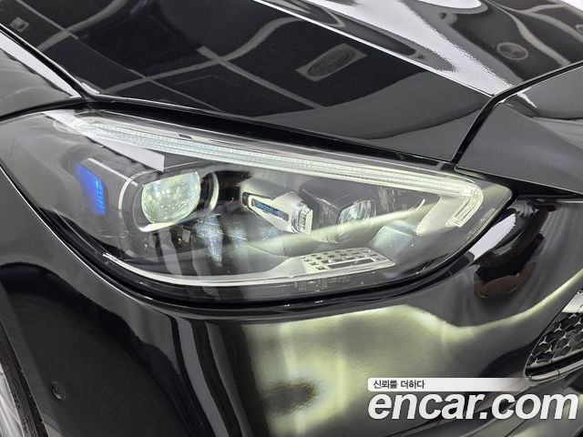 Mercedes-Benz C-Class 2022 — фото 8