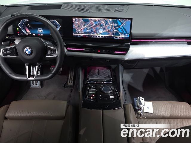 BMW 5 Series 2024 — фото 10