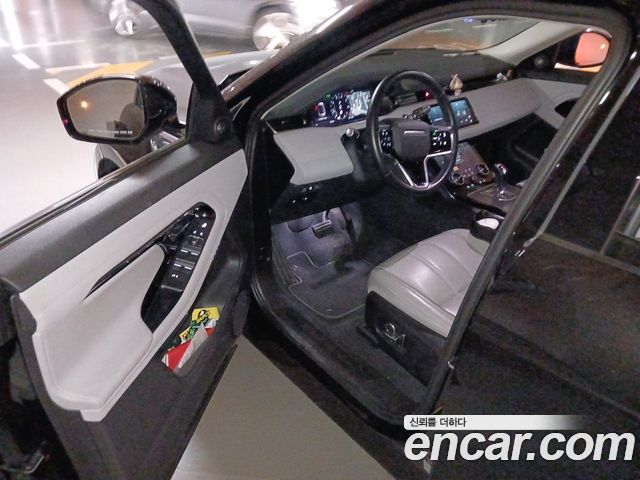 Land Rover Range Rover Evoque 2022 — фото 10
