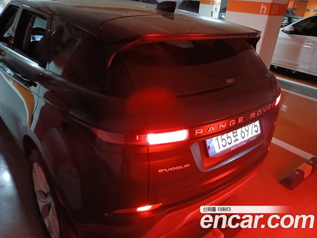 Land Rover Range Rover Evoque 2022 — фото 2