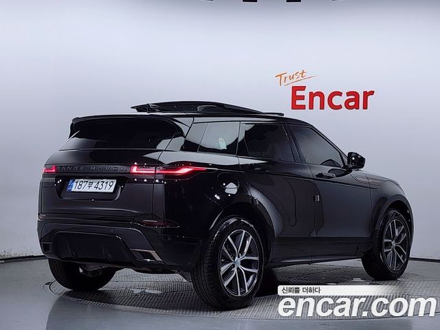 Land Rover Range Rover Evoque 2024 — фото 2