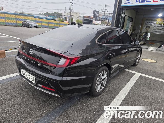 Hyundai Sonata 2022 — фото 4