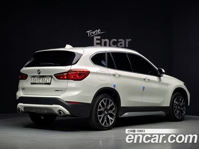 BMW X1 2022 — фото 2