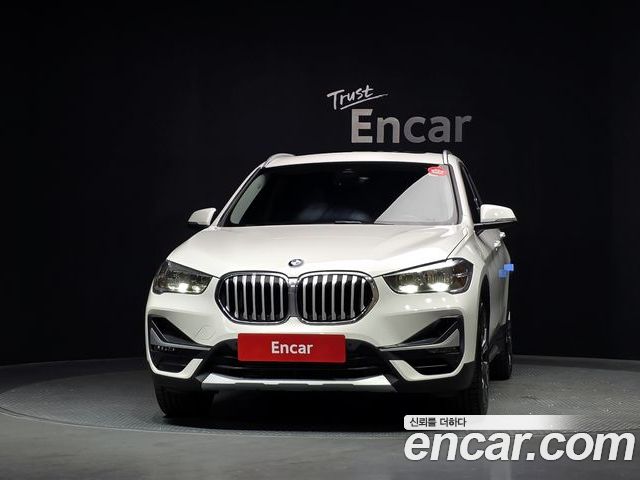 BMW X1 2022 — фото 3