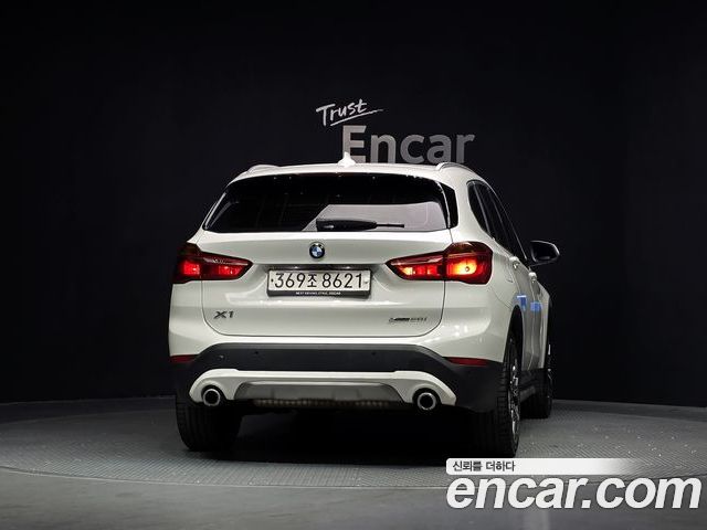 BMW X1 2022 — фото 4