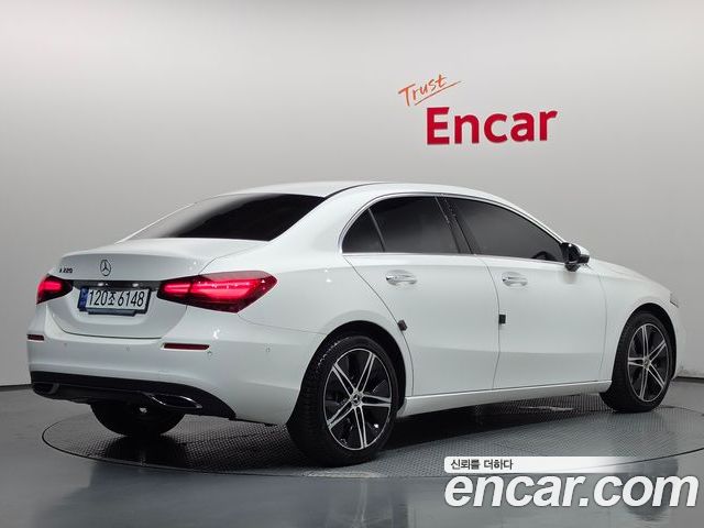 Mercedes-Benz A-Class 2024 — фото 2