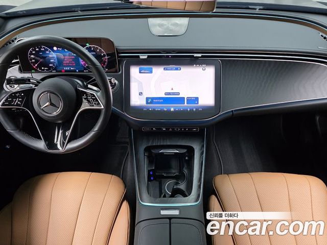 Mercedes-Benz E-Class 2025 — фото 10