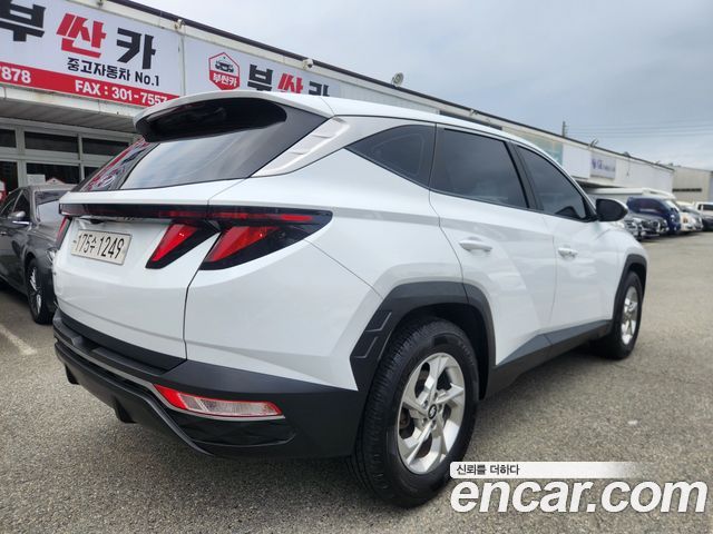 Hyundai Tucson 2023 — фото 4