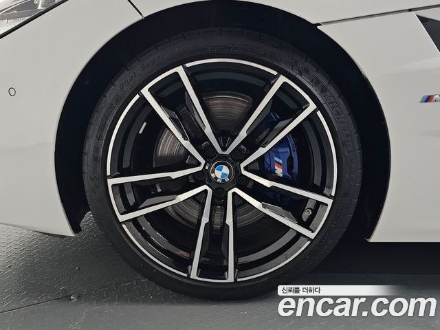 BMW Z4 2022 — фото 5