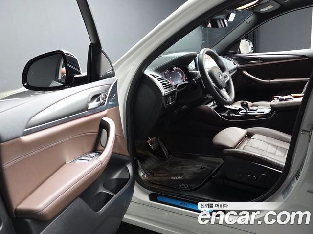 BMW X4 2025 — фото 10