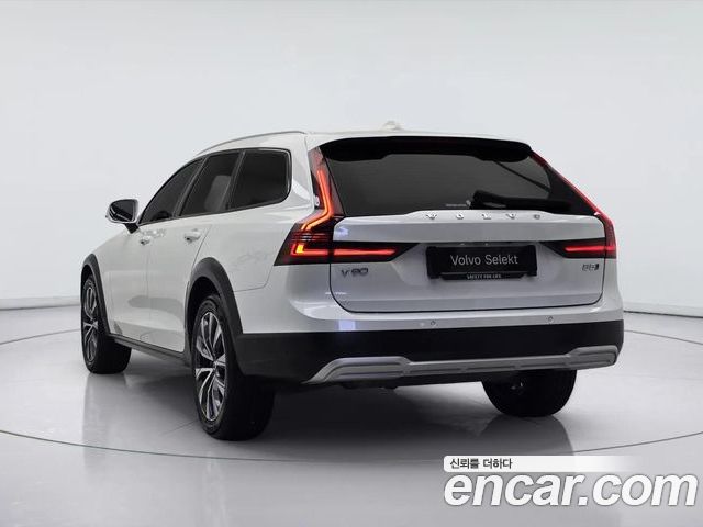 Volvo V90 2022 — фото 4