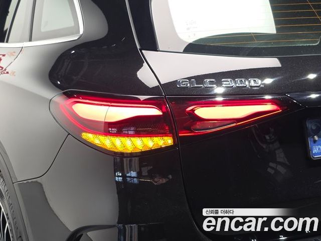 Mercedes-Benz GLC 2024 — фото 9