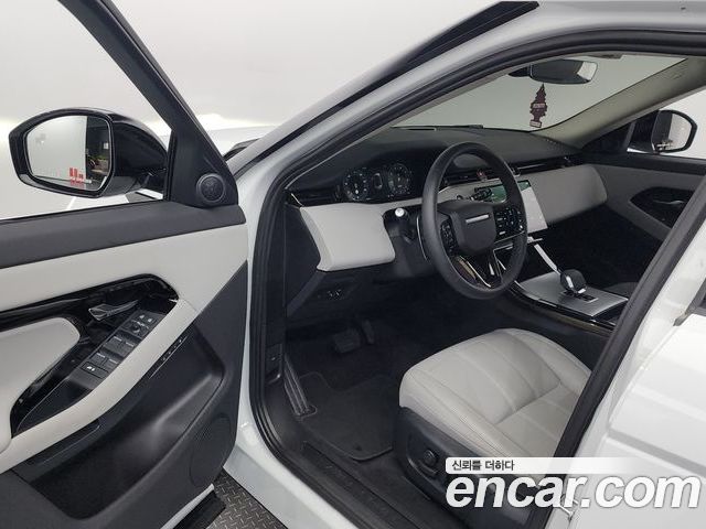 Land Rover Range Rover Evoque 2024 — фото 10