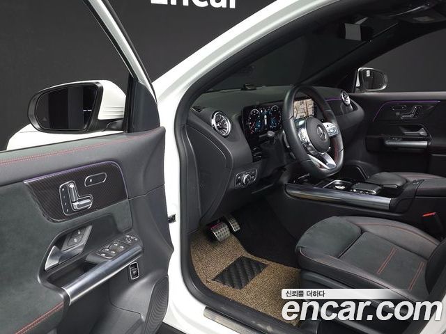 Mercedes-Benz GLA 2023 — фото 10