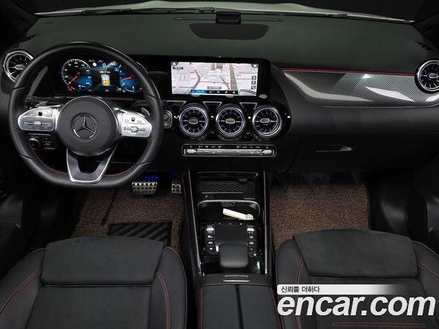 Mercedes-Benz GLA 2023 — фото 7
