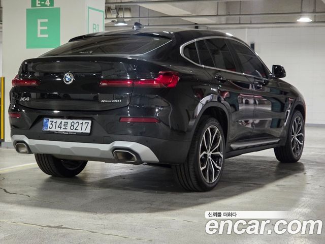 BMW X4 2025 — фото 2