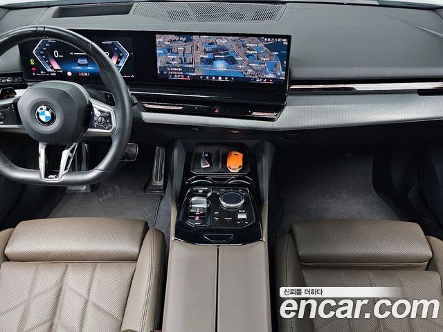 BMW 5 Series 2024 — фото 10