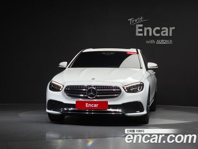 Mercedes-Benz E-Class 2022 — фото 3