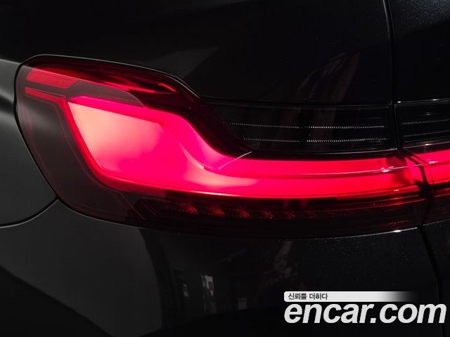 BMW X4 2022 — фото 9