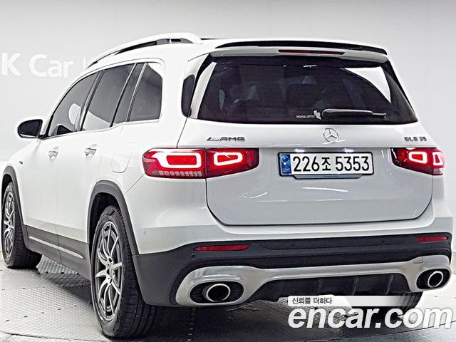 Mercedes-Benz GLB 2023 — фото 2