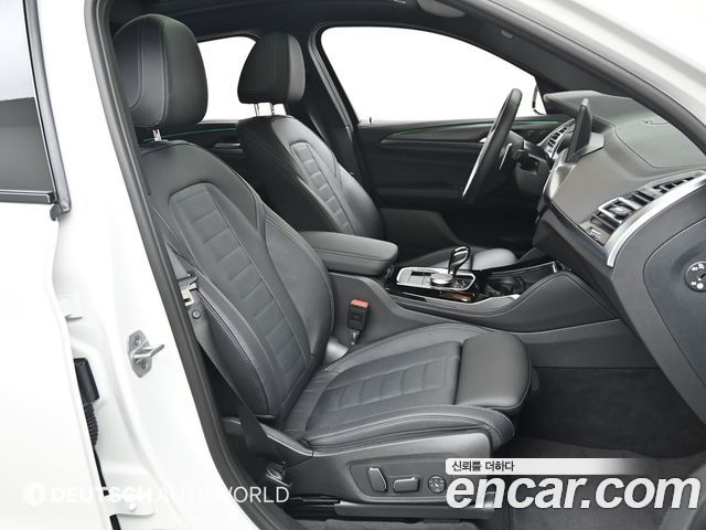 BMW X4 2025 — фото 10