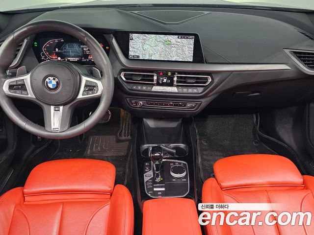 BMW 1 Series 2022 — фото 10