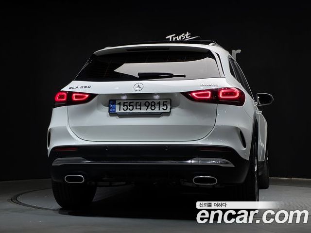 Mercedes-Benz GLA 2022 — фото 4