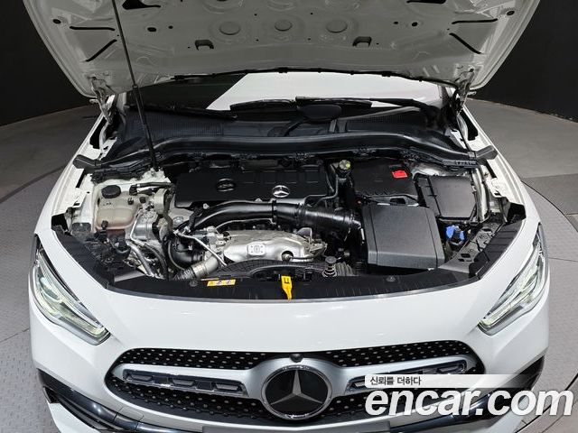 Mercedes-Benz GLA 2022 — фото 6